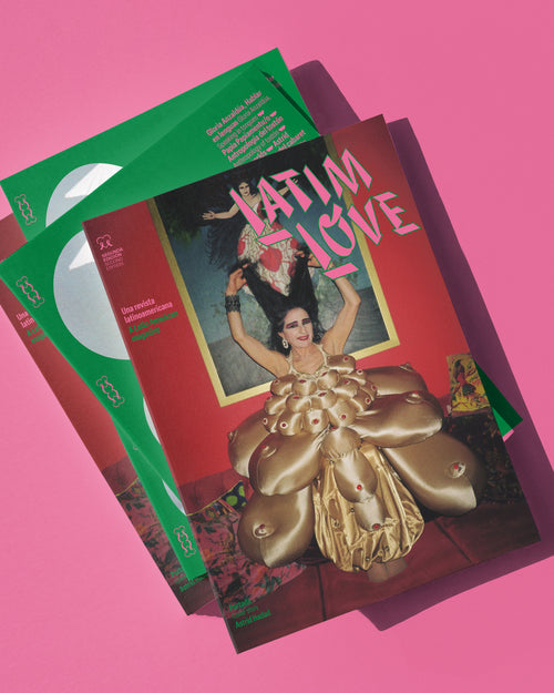 Issue 002: Astrid Hadad y Leche de Alien